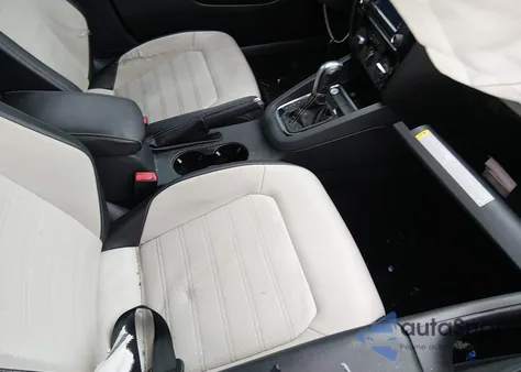 2016 Volkswagen Jetta 1.8T Sport z USA, uszkodzony, nr VIN 3VWD17AJ2GM301386